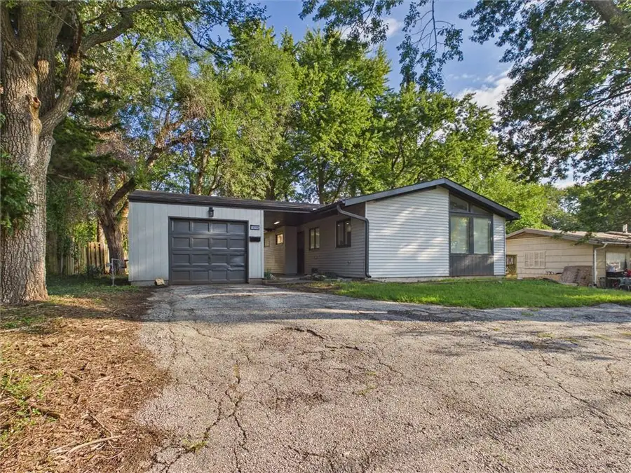 12206 E 47th Street S, Independence, MO 64055 - #2