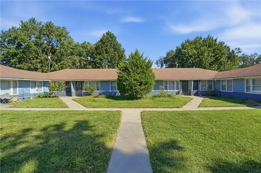 200 NE 79th Terrace, Kansas City, MO 64118 - #2