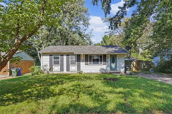 2717 Bonanza Street, Lawrence, KS 66046