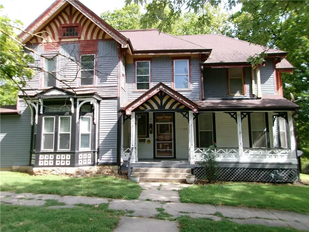 526 N 5th Street, Atchison, KS 66002 - #1