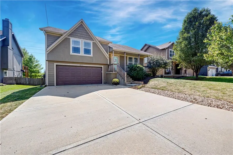 23545 W 126th Terrace, Olathe, KS 66061 - #2