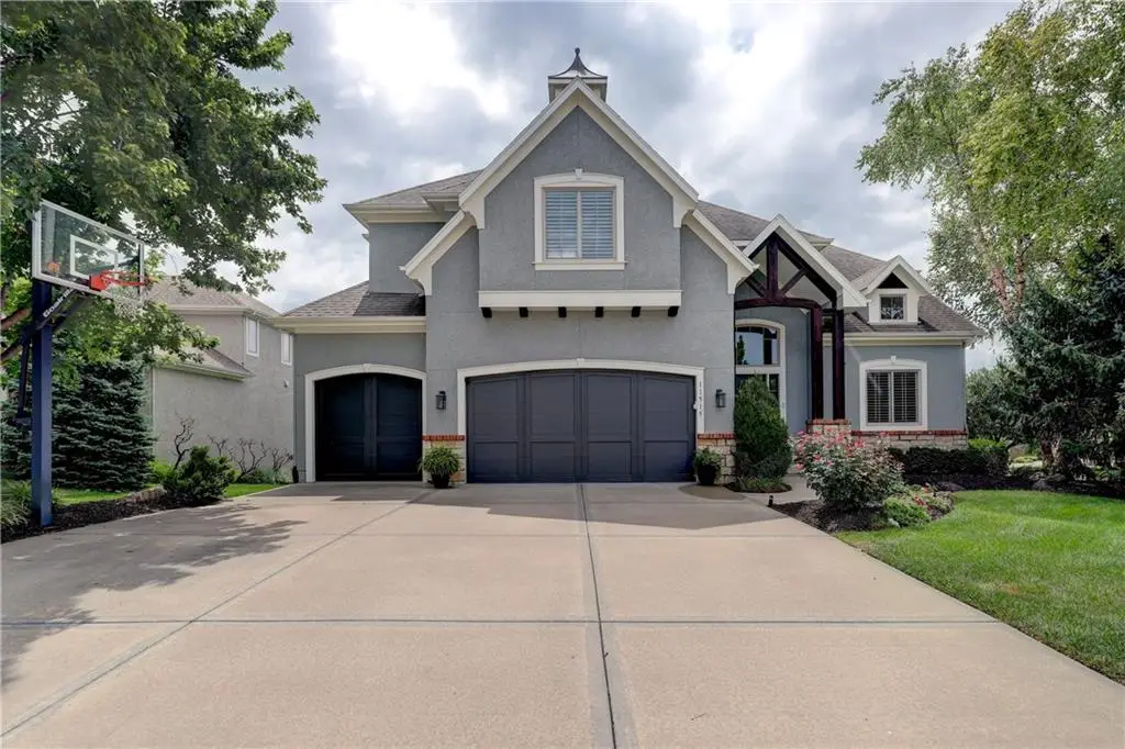 11515 W 165th Terrace, Overland Park, KS 66221 - #1