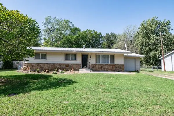 1317 S 14th Street, Parsons, KS 67357