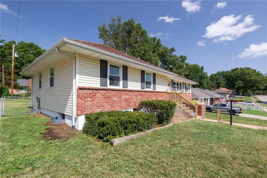 15706 E 44th Terrace S, Independence, MO 64055 - #2