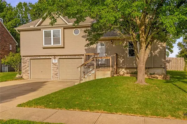 13835 S Shannan Street, Olathe, KS 66062