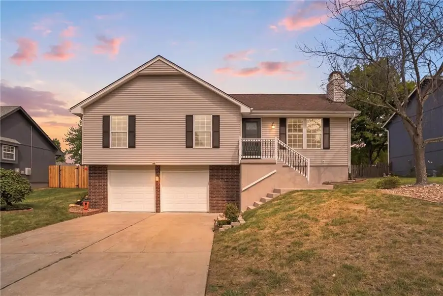 2208 SE 6th Street, Lees Summit, MO 64063 - #2