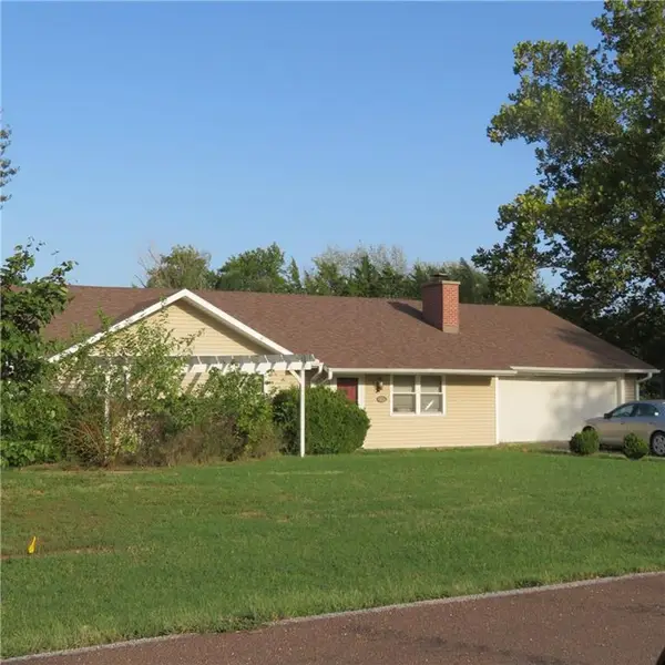 119 Canary Lane, Iola, KS 66749