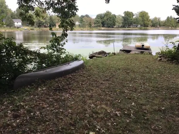 5323 Edgewood Circle, Houston Lake, MO 64151