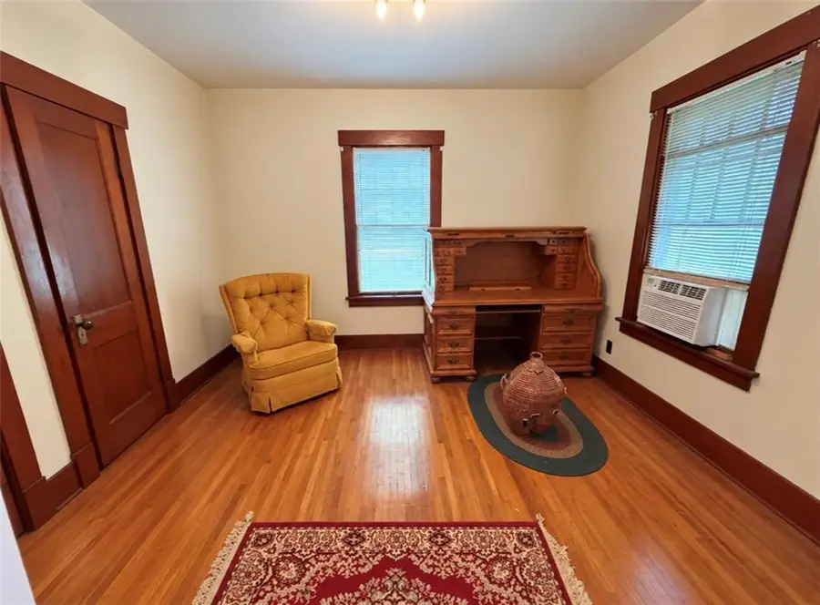 616 S Walnut Street, Maryville, MO 64468 - #3