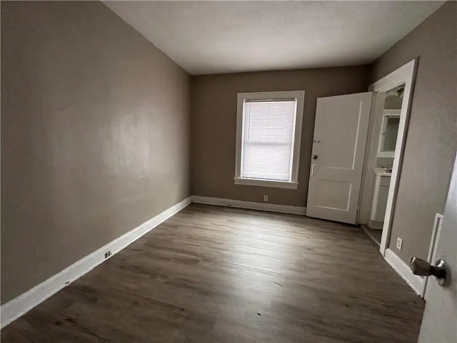 3618 Mersington Avenue, Kansas City, MO 64128 - #2
