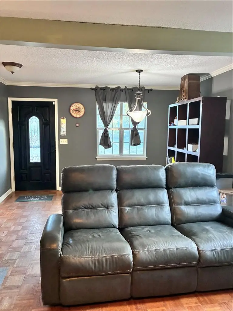 16904 E 35th Terrace, Independence, MO 64055 - #2