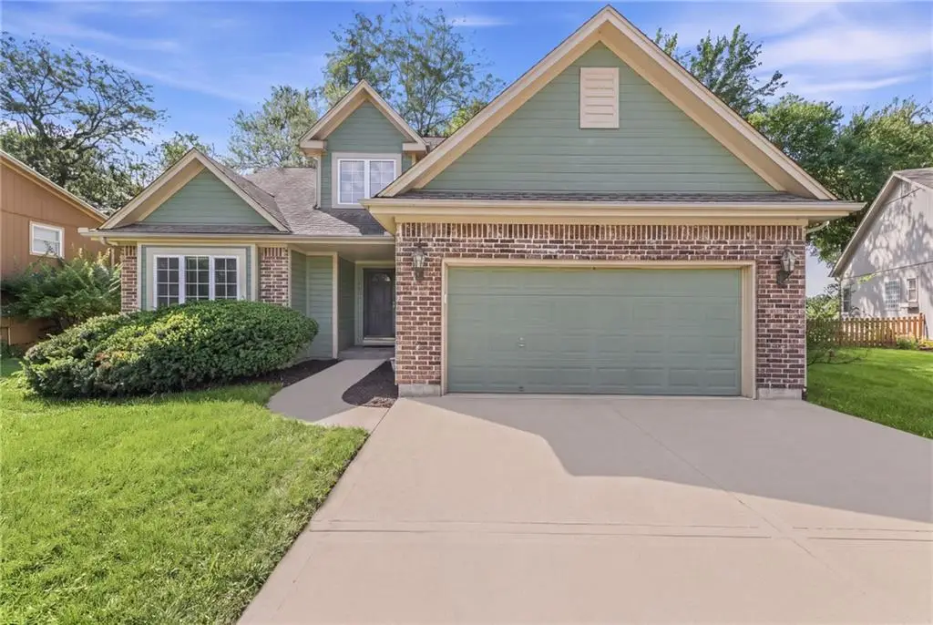 6227 W 155th Place, Overland Park, KS 66223 - #1