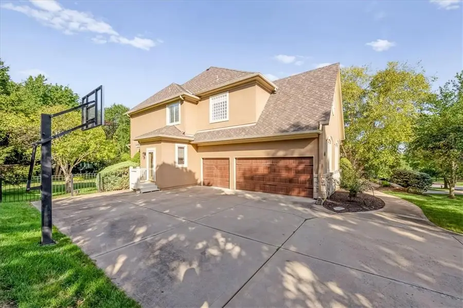 2604 W 141st Street, Leawood, KS 66224 - #3