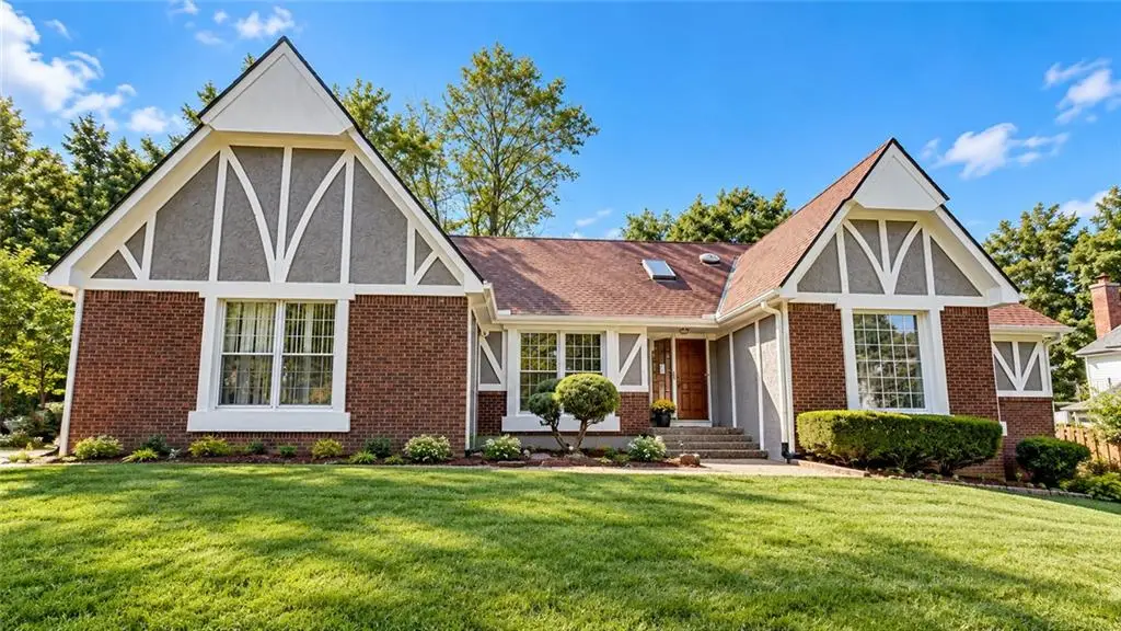11733 W 109th Circle, Overland Park, KS 66210 - #1