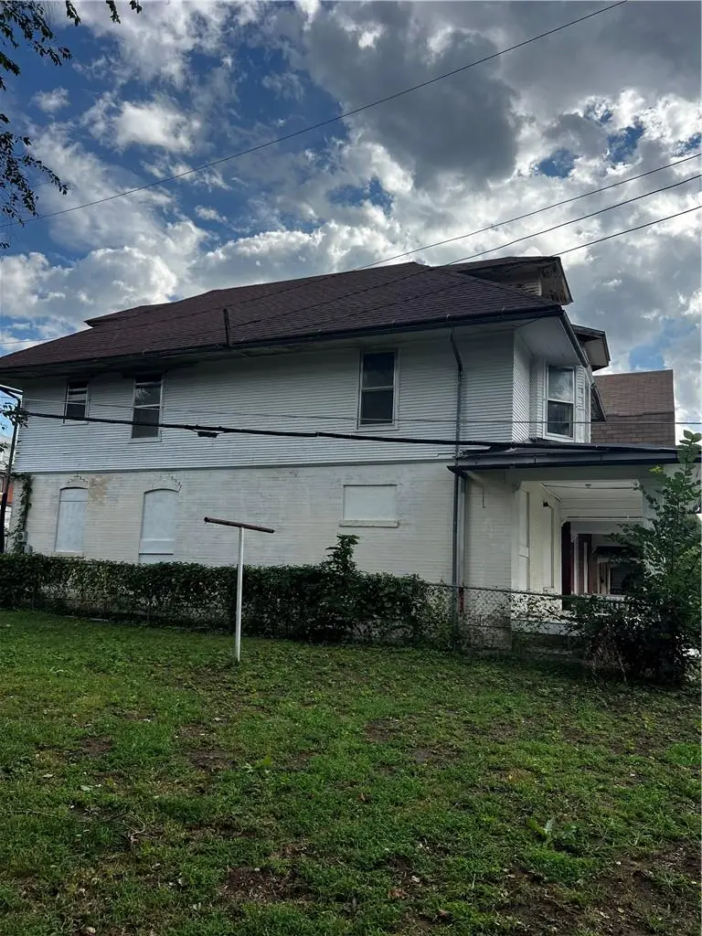 1513 Charles Street, Saint Joseph, MO 64501 - #3