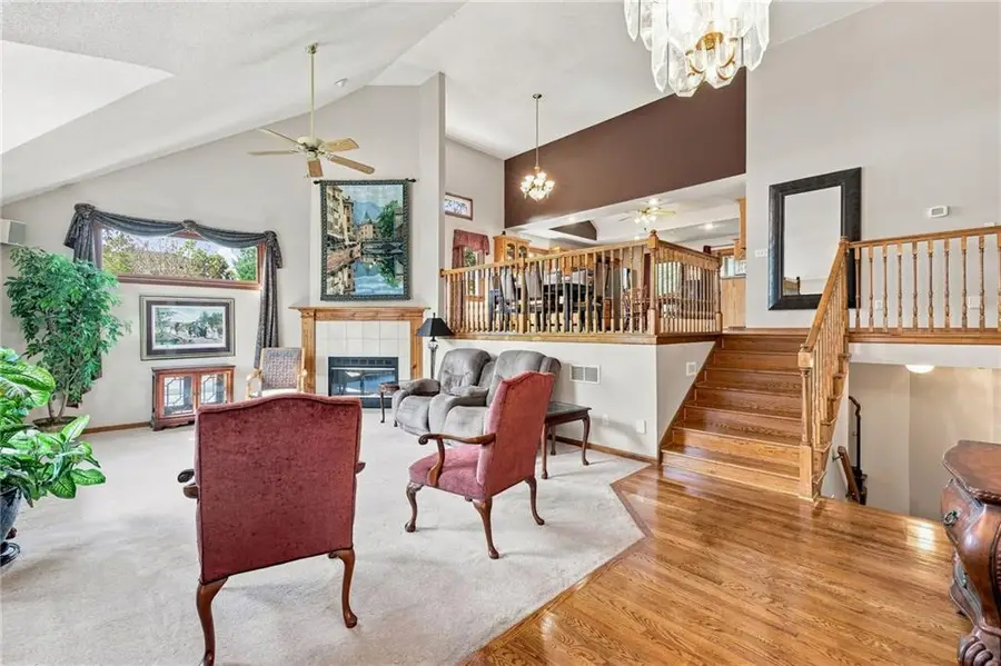 6726 N Charleston Drive, Kansas City, MO 64119 - #3