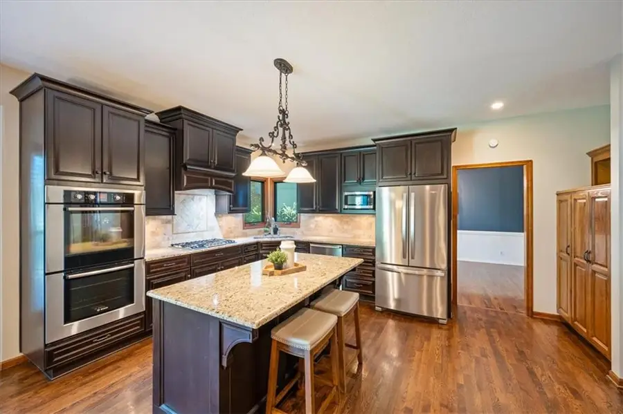12917 Sherwood Street, Leawood, KS 66209 - #3