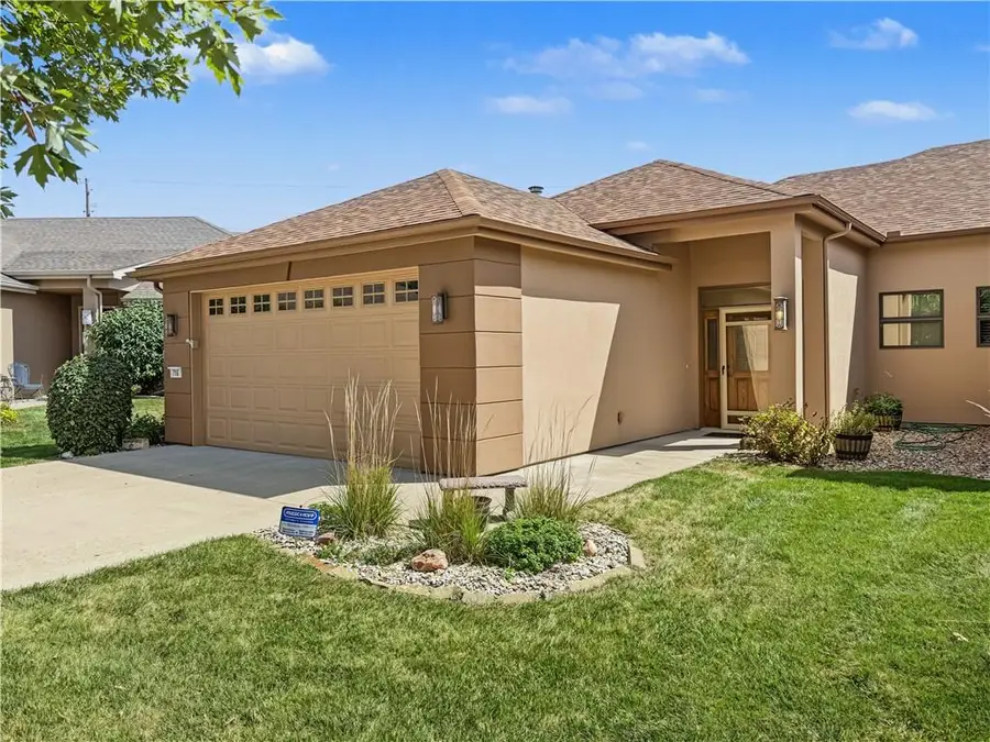 716 Coving Court, Lawrence, KS 66049 - #3