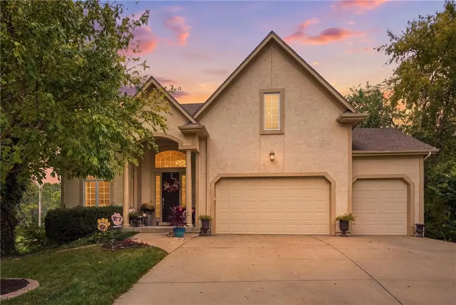 16220 Birch Street, Overland Park, KS 66085 - #2