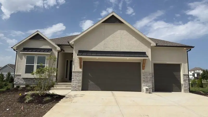 13037 W 174th Place, Overland Park, KS 66221 - #1