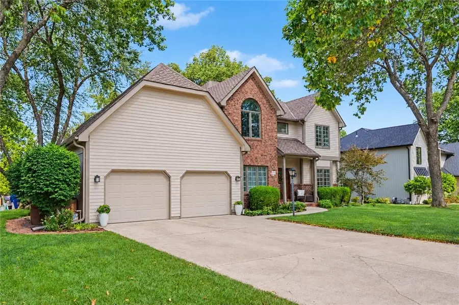 4708 Muirfield Drive, Lawrence, KS 66047 - #3