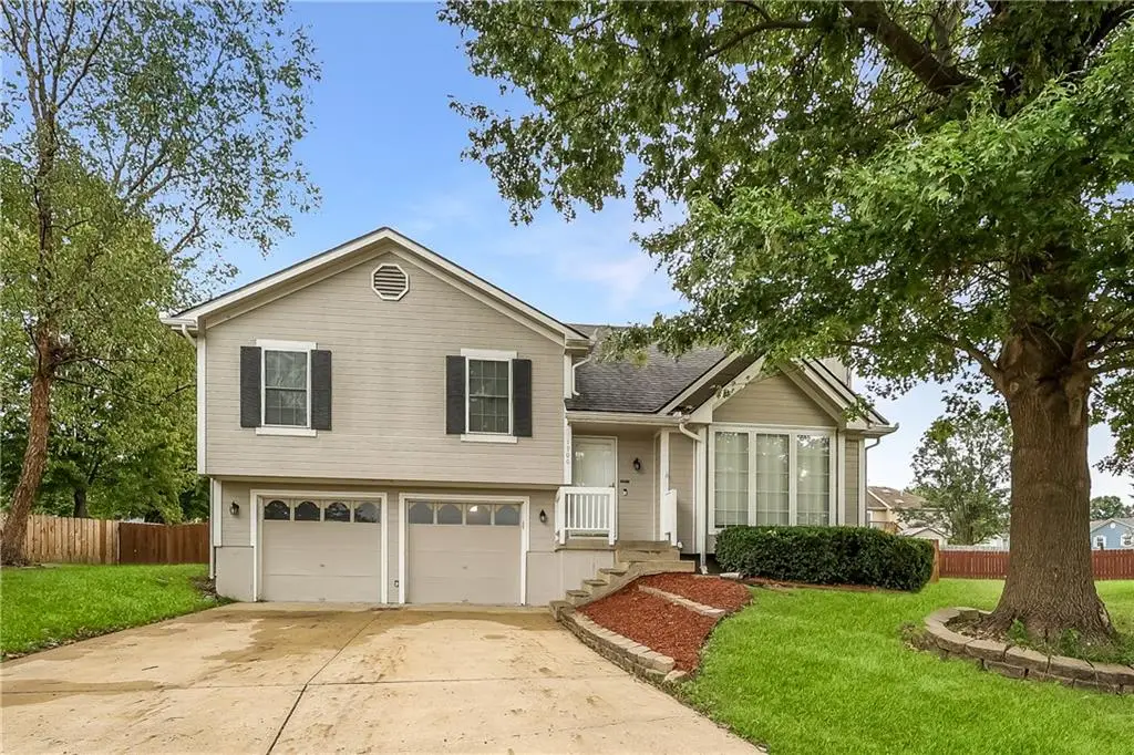 1900 Arapaho Court, Greenwood, MO 64034 - #1