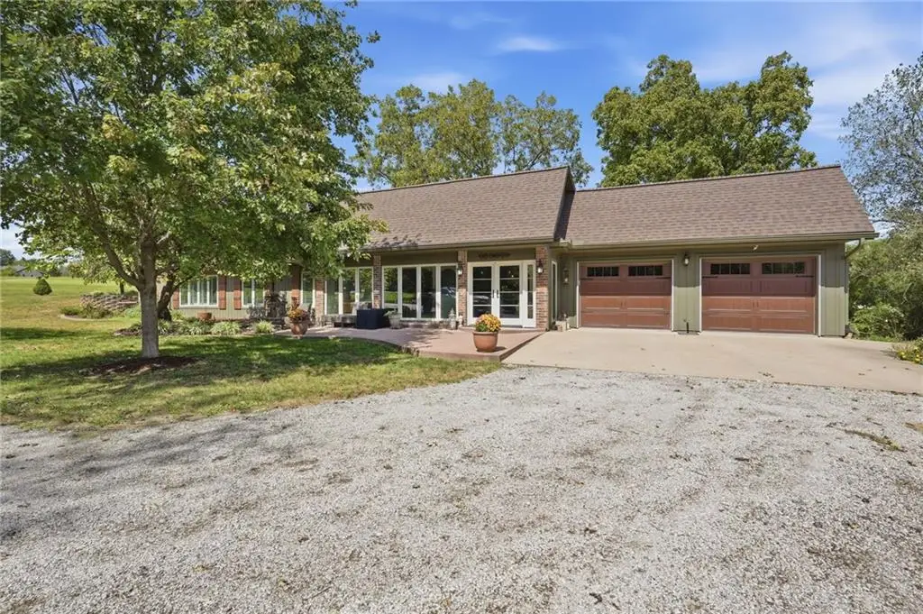 23805 S Scottsdale Drive, Peculiar, MO 64078 - #1