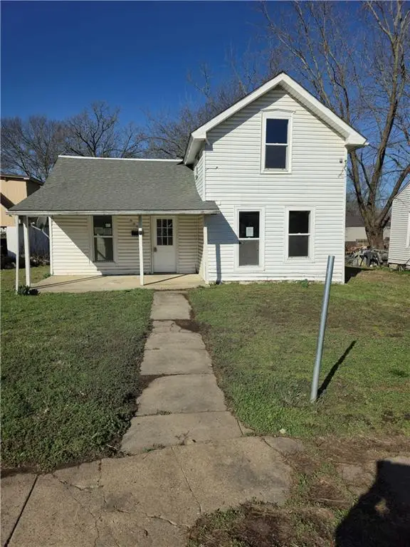 604 S Market Street S, Other, MO 64040
