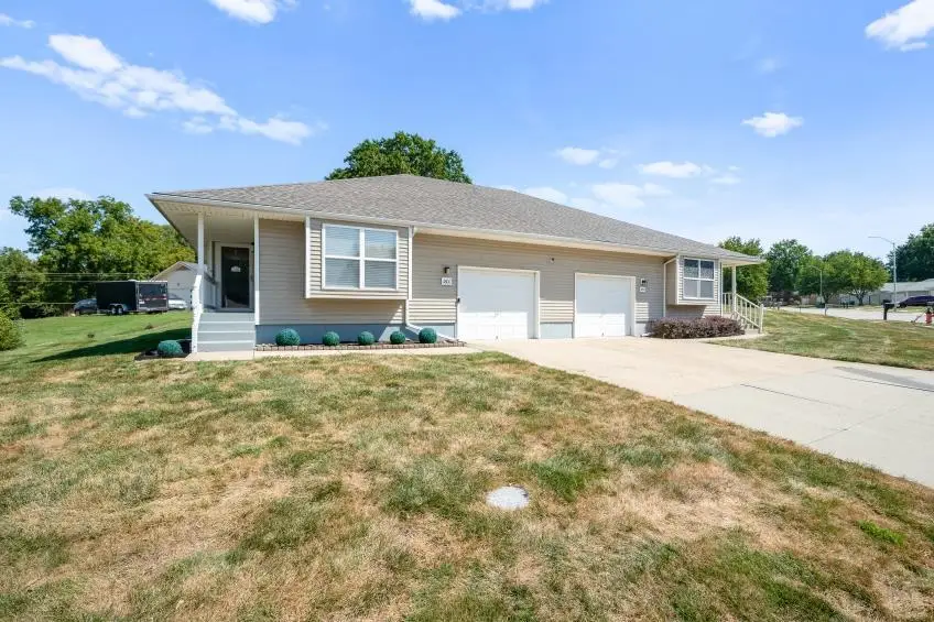 11800 E 47th Terrace S, Kansas City, MO 64133 - #2
