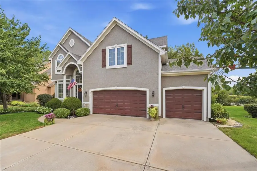 9623 Falcon Valley Dr Drive, Lenexa, KS 66220 - #2