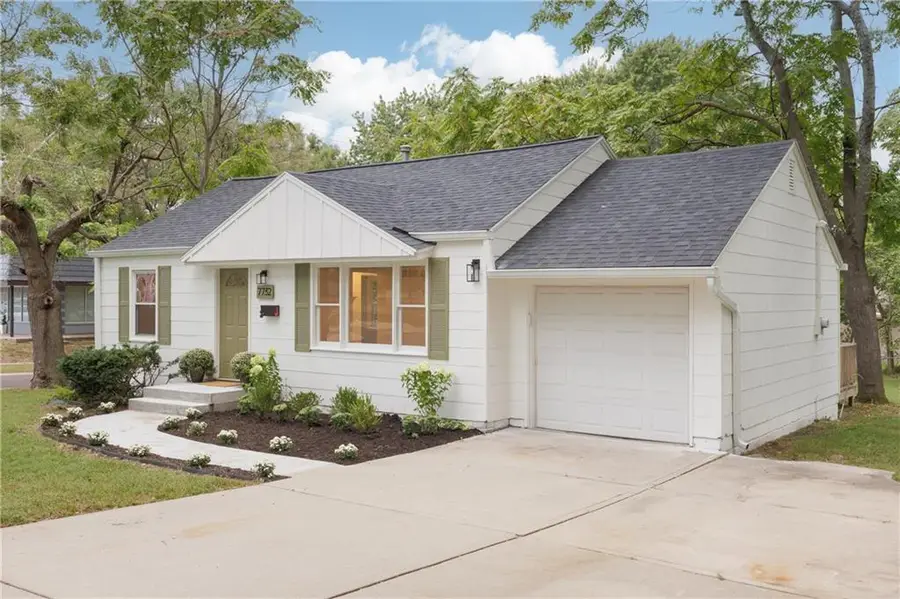 7732 Foster Street, Overland Park, KS 66204 - #2