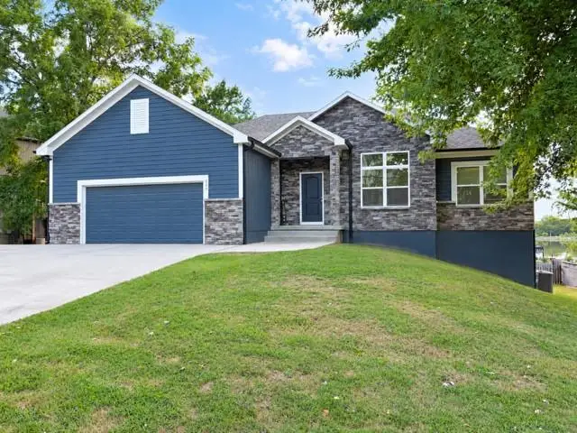 609 Campbell Street, Pleasant Hill, MO 64080 - #1