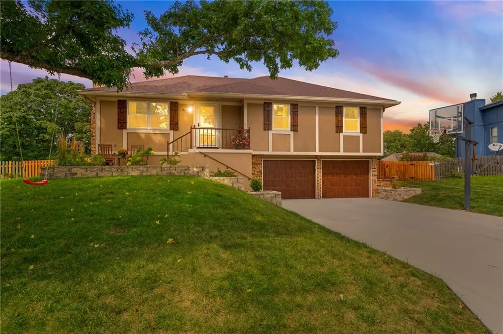 406 NE Crescent Street, Lees Summit, MO 64086 - #1