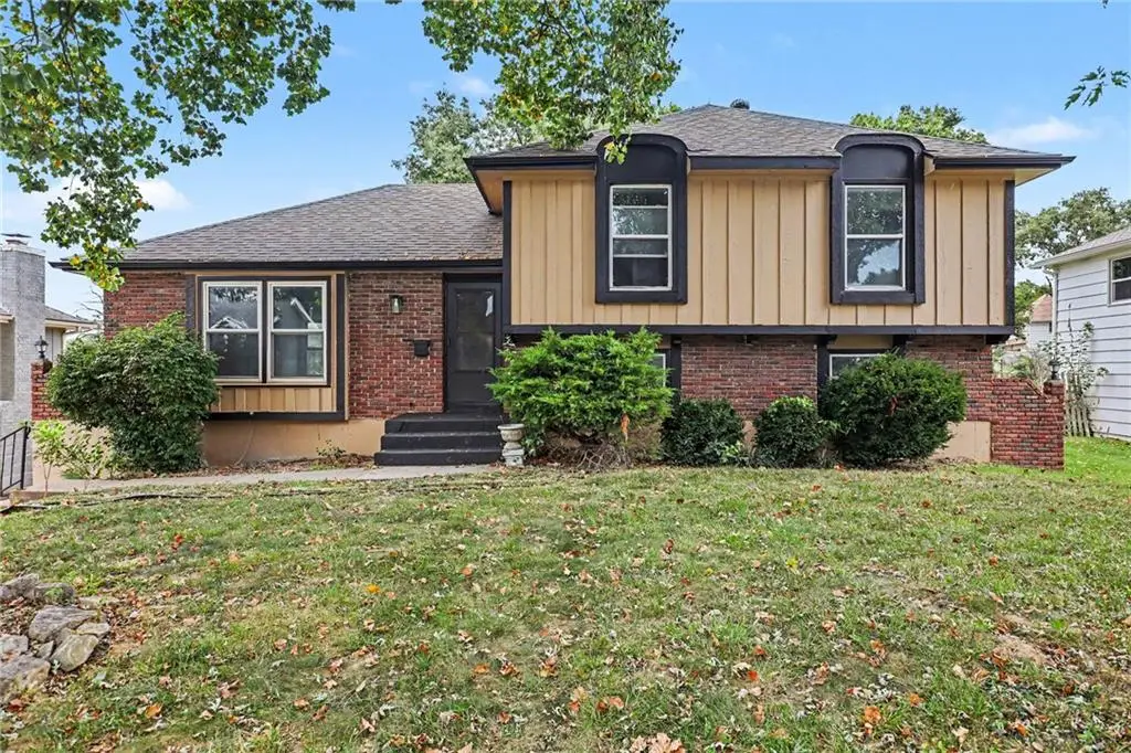 6012 E 107th Terrace, Kansas City, MO 64134 - #1