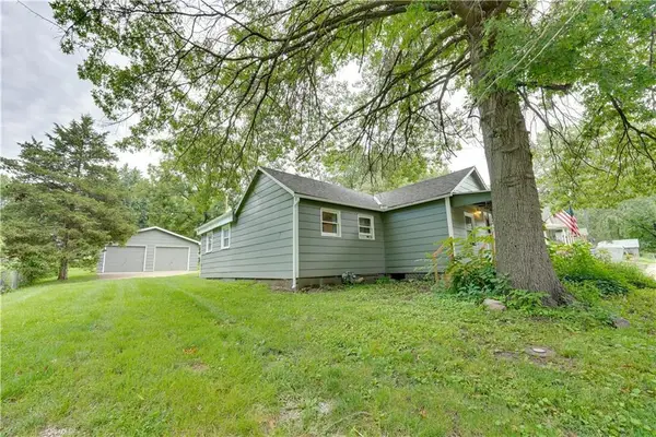 1128 Pottawatomie Street, Leavenworth, KS 66048