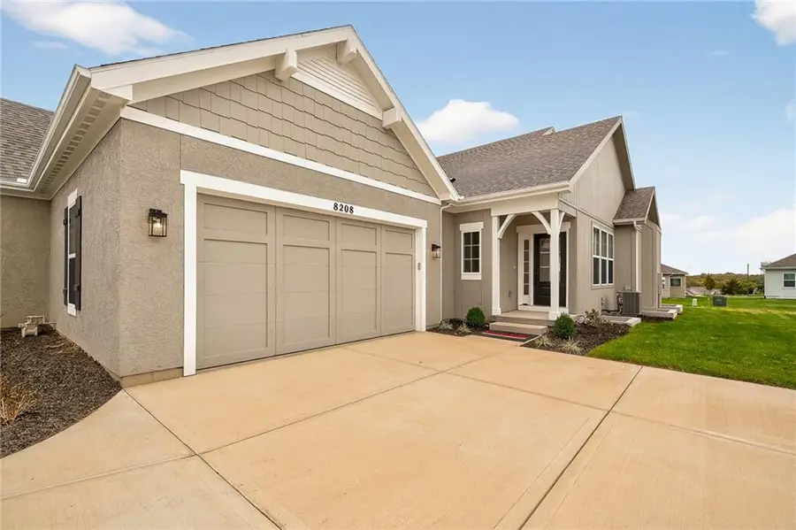 8283 Brockway Street, Lenexa, KS 66220 - #3