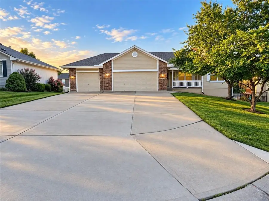 1715 Overbrook Lane, Raymore, MO 64083 - #2