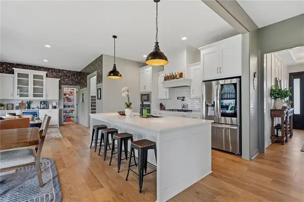 16982 S Penrose Lane, Olathe, KS 66062