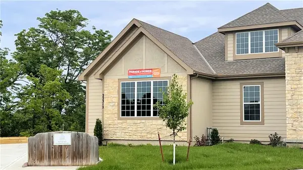 22312 W 76th Street Street, Shawnee, KS 66227