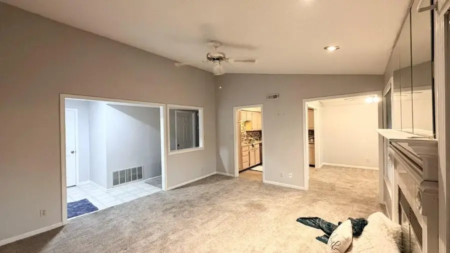 4015 S Crysler Avenue #Apt 10, Independence, MO 64055 - #3