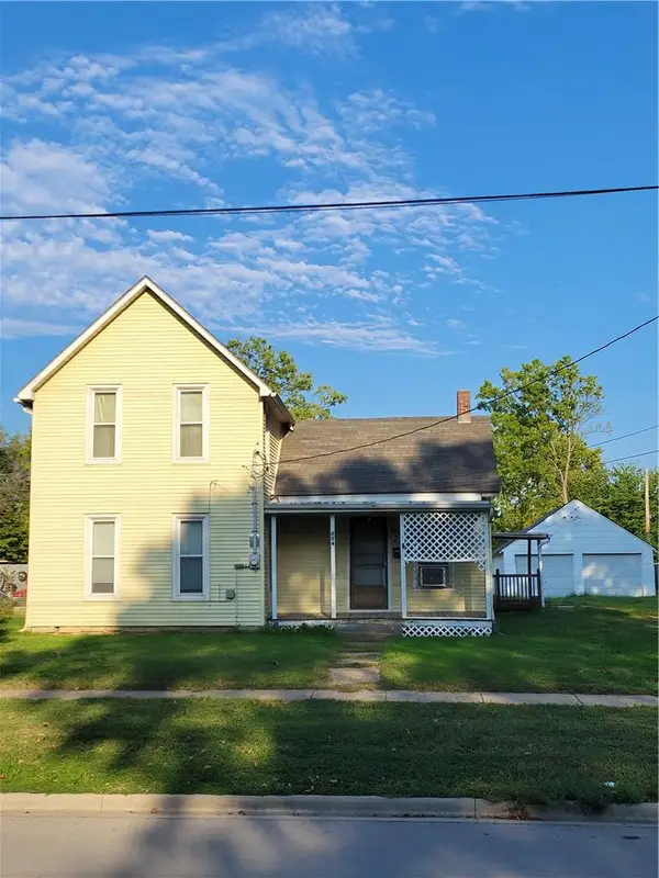224 S Walnut Street, Olathe, KS 66061