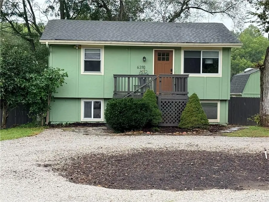 6310 NW Waukomis Drive, Kansas City, MO 64151 - #3