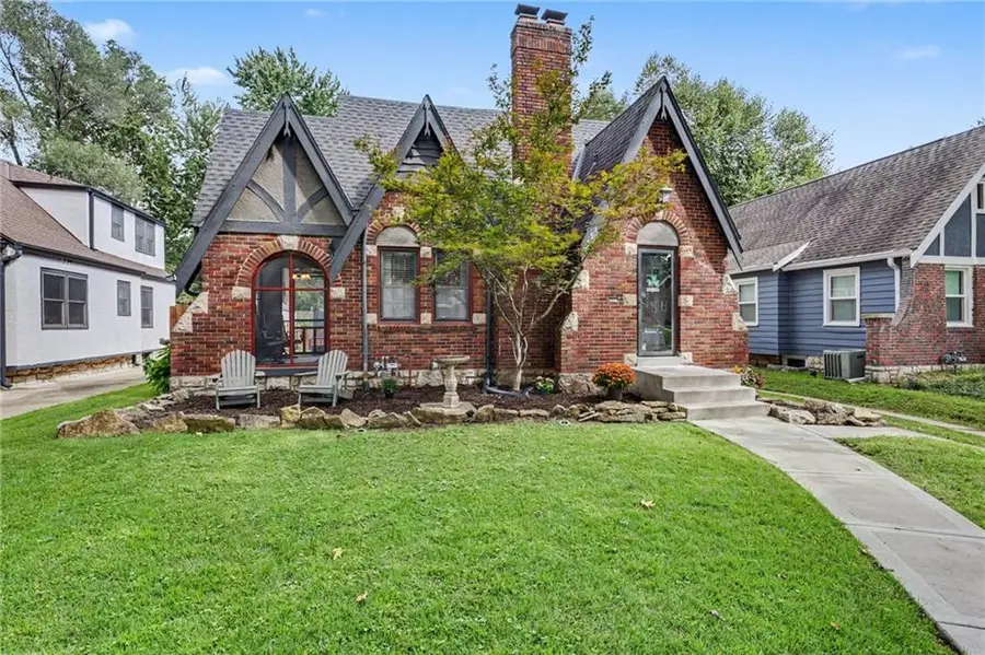 7559 Grand Avenue, Kansas City, MO 64114 - #3