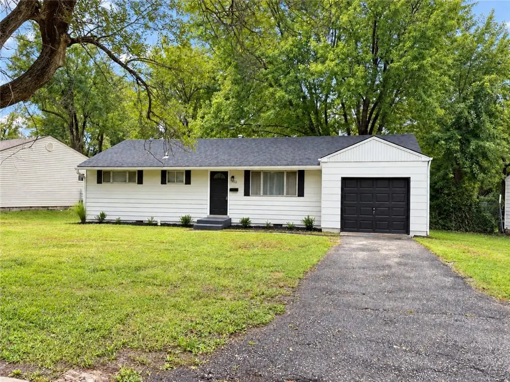 7209 E 86 Street, Kansas City, MO 64138 - #1