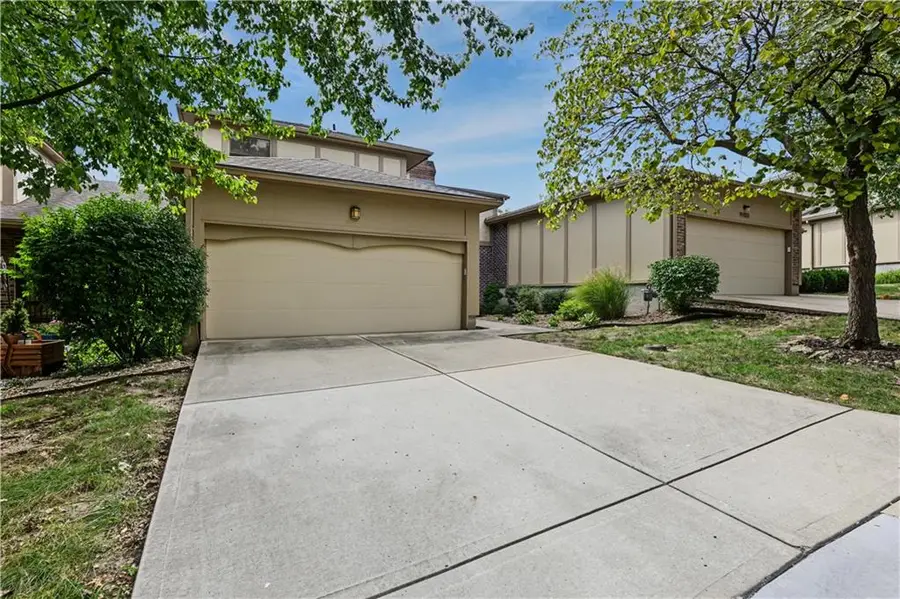 9623 Reeder Street, Overland Park, KS 66214 - #2