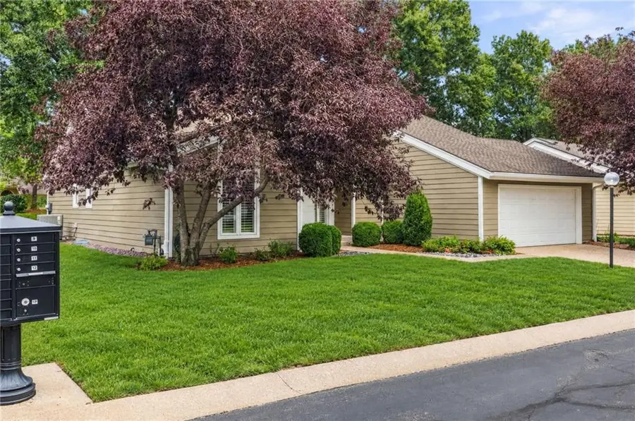 2012 W 123rd Terrace, Leawood, KS 66209 - #2