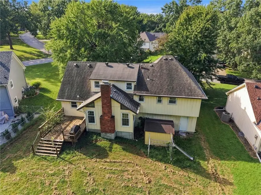 10106 NW Mirror Lake Drive, Kansas City, MO 64152 - #3