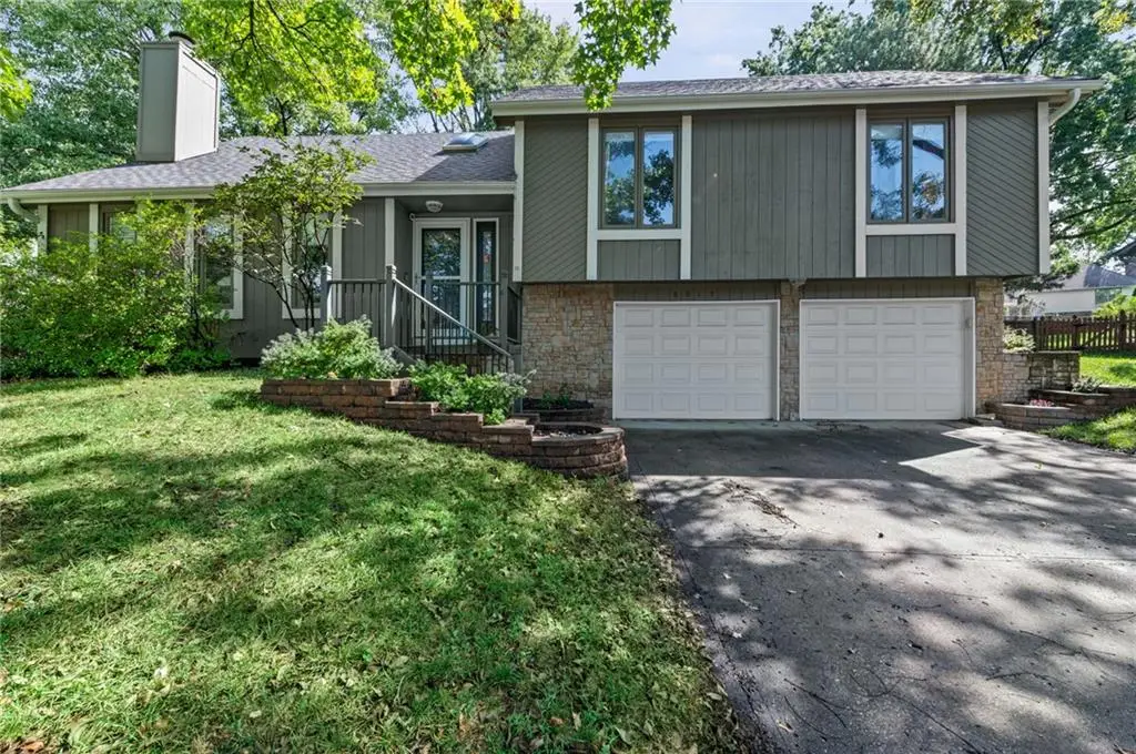 6015 Alden Street, Shawnee, KS 66216 - #1