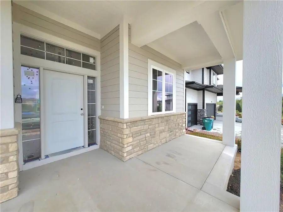 18261 Earnshaw Street, Overland Park, KS 66013 - #2