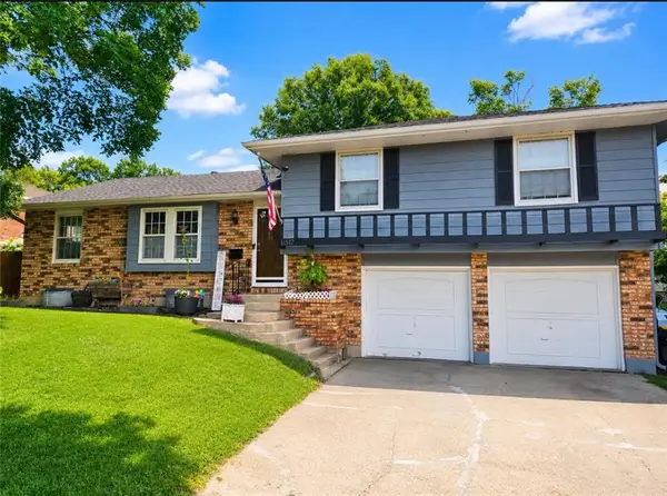 11517 Mcanany Drive, Shawnee, KS 66203